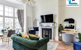 Relaxing Seaside Retreats